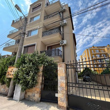 Vqra Sarafovo Apartment Burgas Bagian luar foto