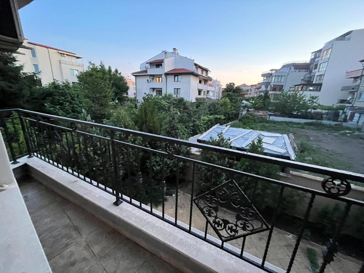 Vqra Sarafovo Apartment Burgas Bagian luar foto